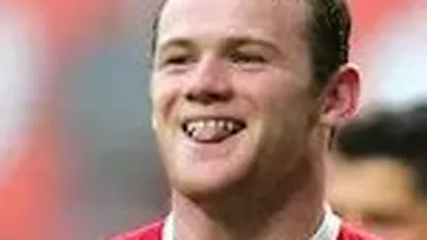 荷兰锋线利器独木难支，瓜迪奥拉弃用铁闸引热议！曼城放行，四大豪门争相抢购！